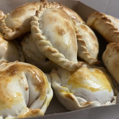 EMPANADAS CRIOLLAS SALADAS